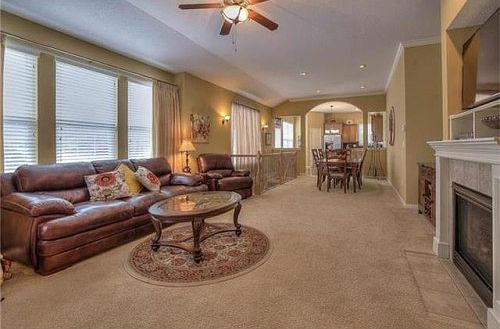 4th image of 15772 Conser St