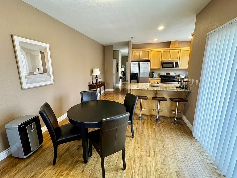 105 Kelly Way — Photo 4