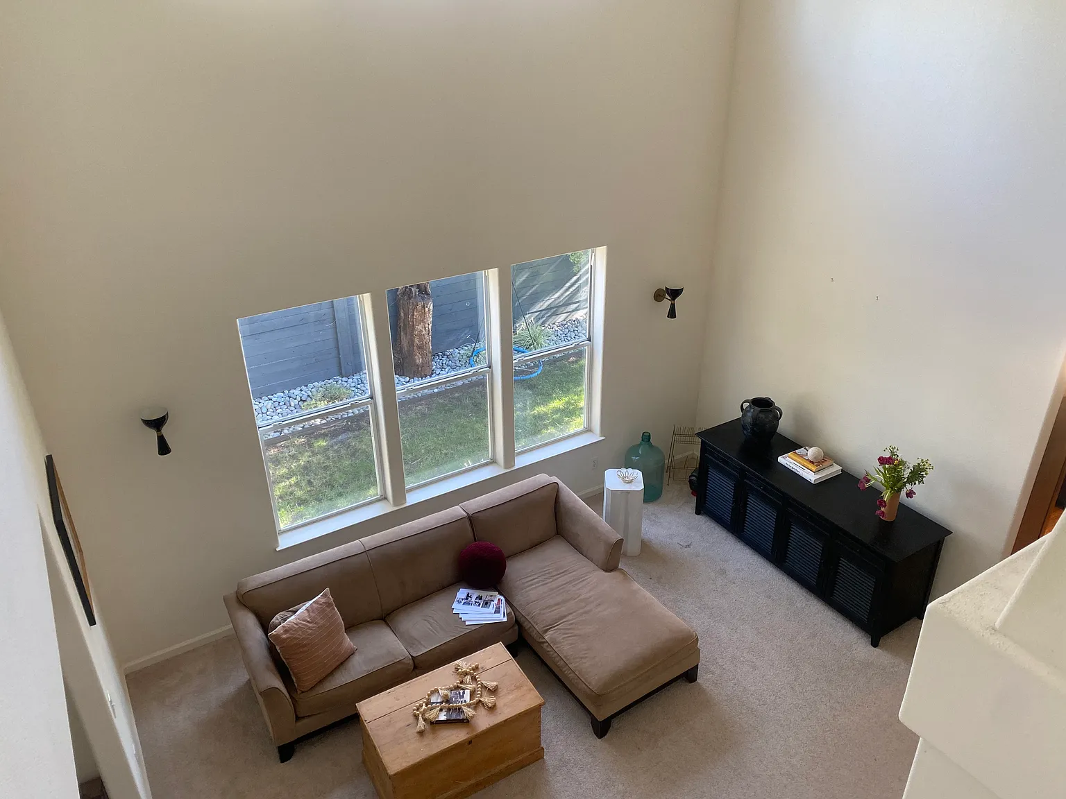 301 Caspian Ct — Photo 4