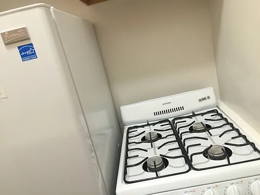 Rented by Paley Management | media 10