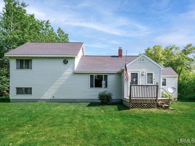 719 S Carlshend Rd, Skandia, MI, 49885