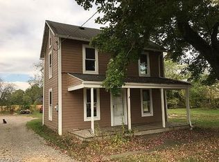 8583 Mapleton St SE, East Canton, OH 44730
