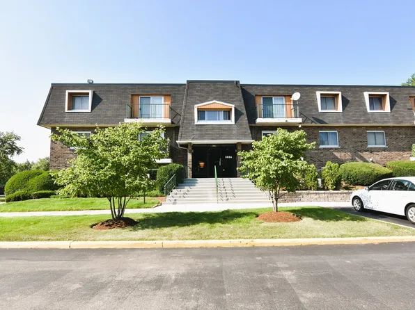 3856 S Parkway Dr APT 1E, Northbrook, IL 60062