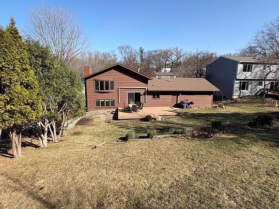 4th image of 609 20th Ave SW