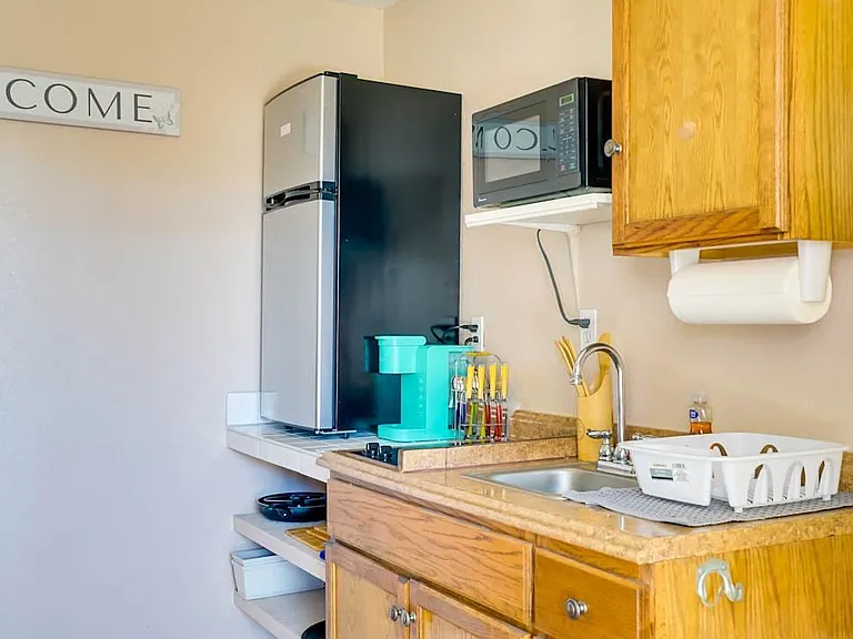712 N Ochoa St #D — Photo 5
