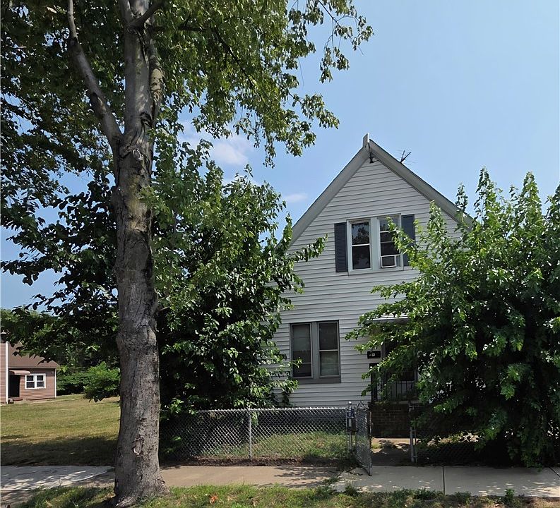1st image of 1101 E 66th St
