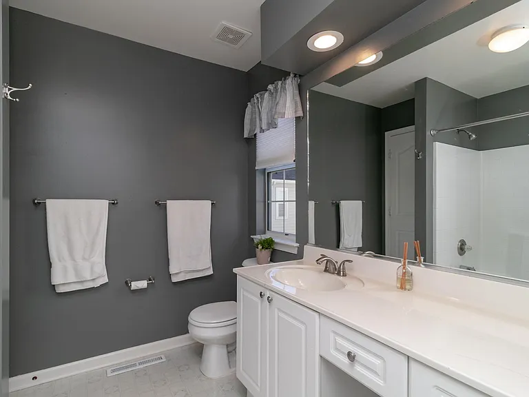 1805 Staple Inn Dr — Photo 8