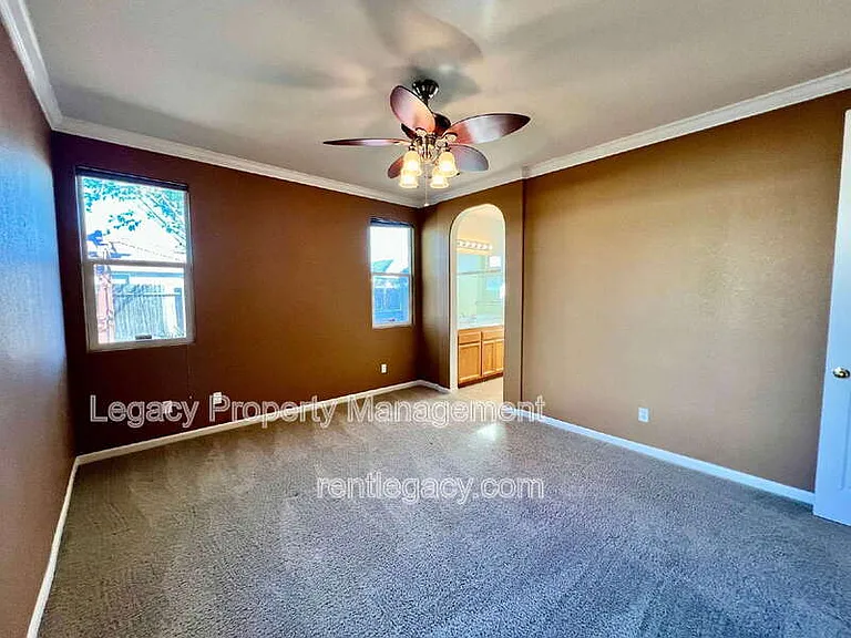 1843 Dawnelle Way — Photo 9