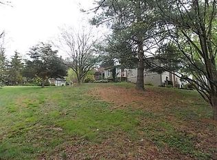 1244 Cherrytown Rd, Westminster, MD 21158