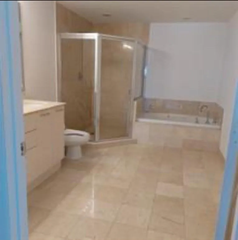 2 bed, 2.0 bath, 1200 sqft, $4,200 — Photo 3
