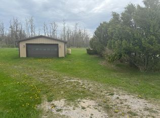 9075 Meridian Line Rd, Johannesburg, MI 49751