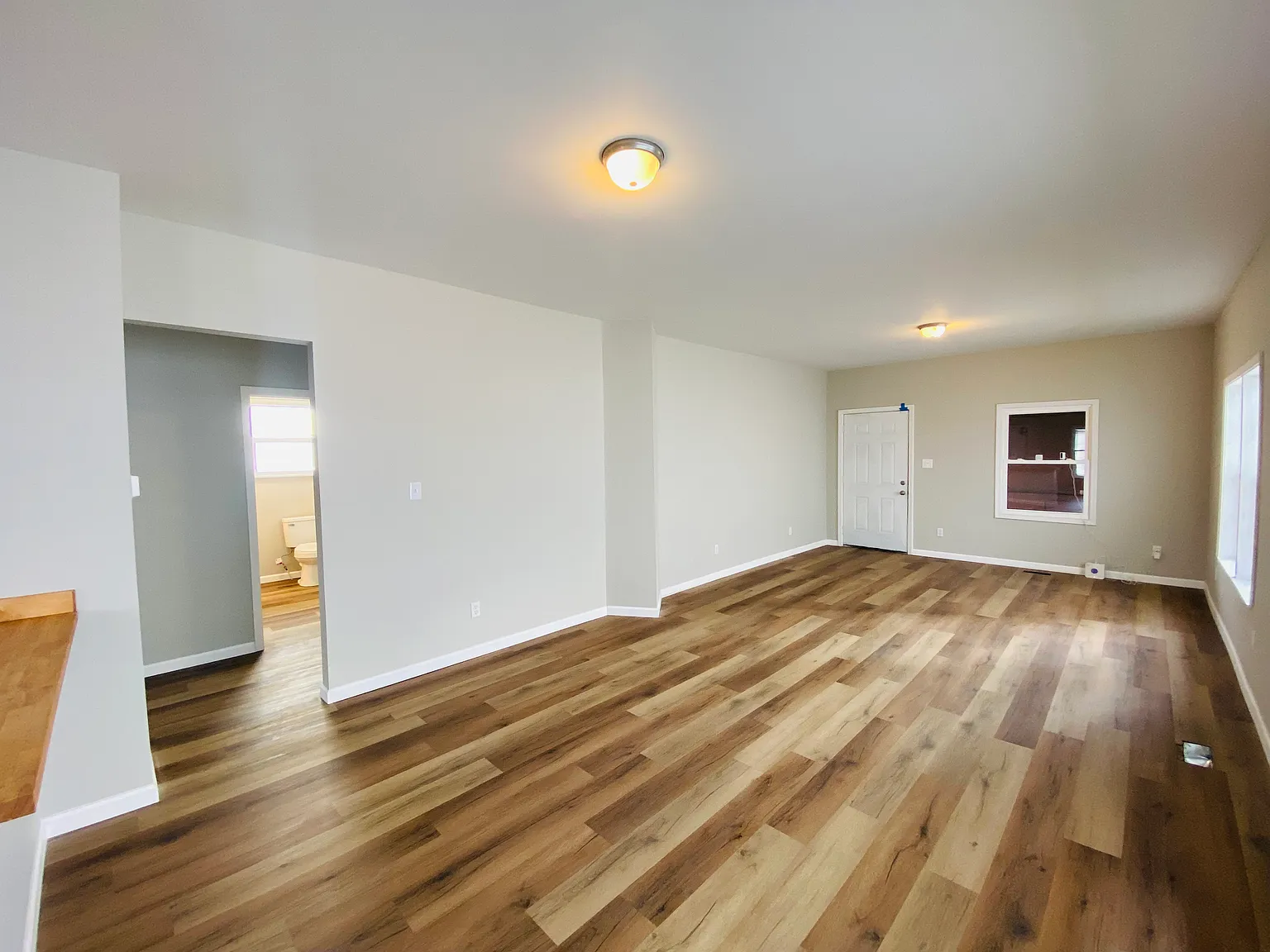 2 bed, 1120 sqft, $1,300 — Photo 3