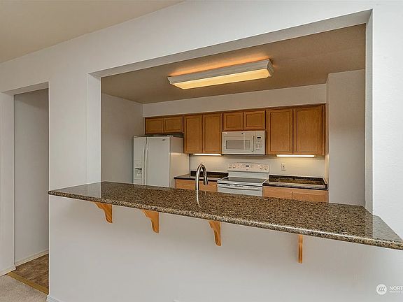 5th image of 4439 Providence Point Pl SE #4439