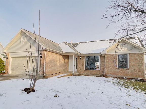 2nd image of 318 Bearcreek Ct