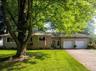 11530 Pleasant Lake Rd, Manchester, MI 48158