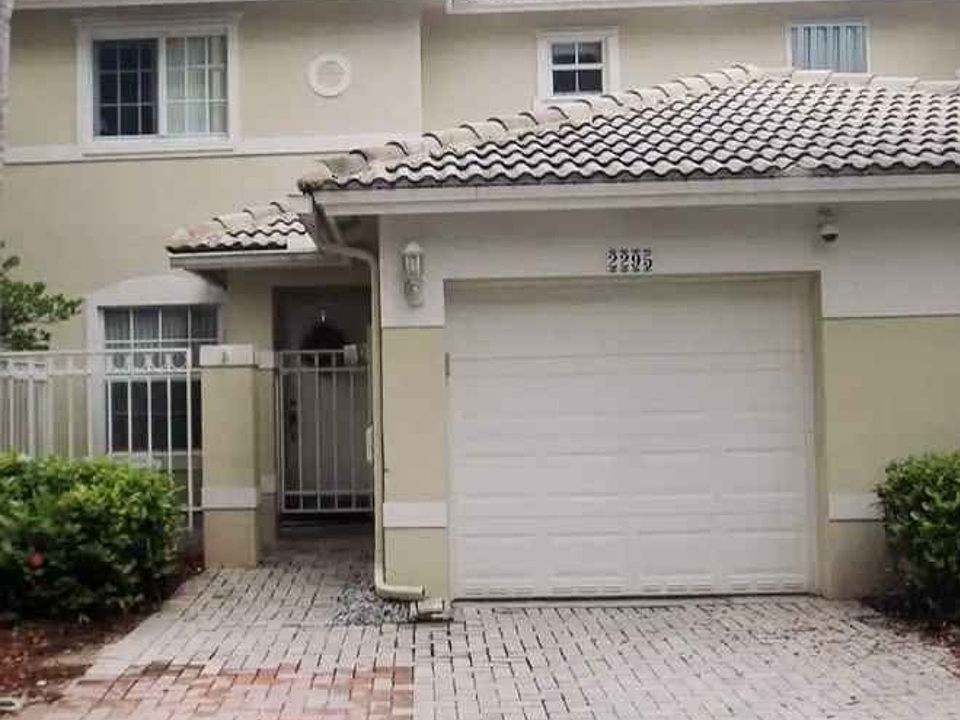 1st image of 2295 NW 170th Ave