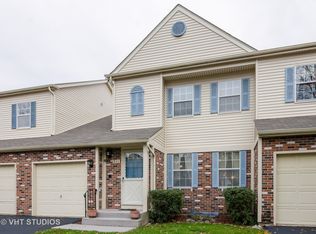 931 Perry Dr, Algonquin, IL 60102