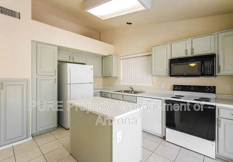 17906 N 92nd Ln — Photo 12