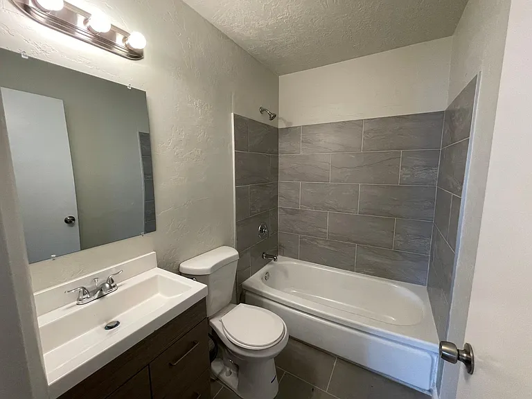 4340 W 5215 S #A — Photo 9