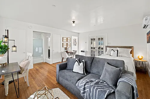 120 Maple St Photo 1