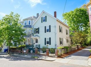 10 Rice St, Brookline, MA 02445