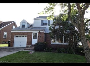 1416 Villa Dr, South Euclid, OH 44121