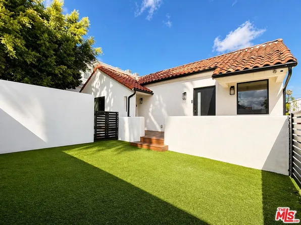 818 N Genesee Ave, Los Angeles, CA 90046