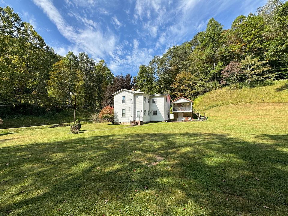 13th image of this home