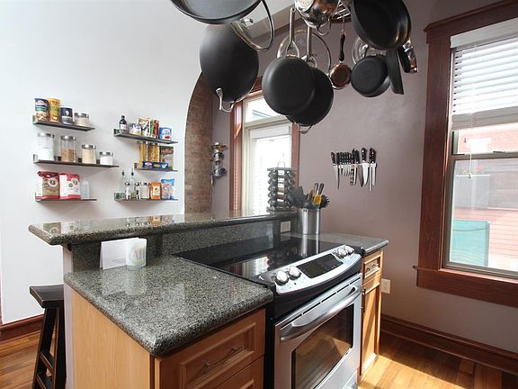 5th image of 1128 Race St Unit 201