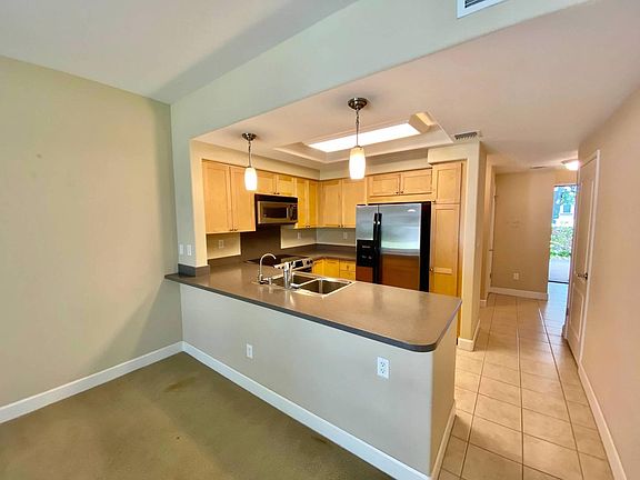 3rd image of 92-1538 Aliinui Dr #5