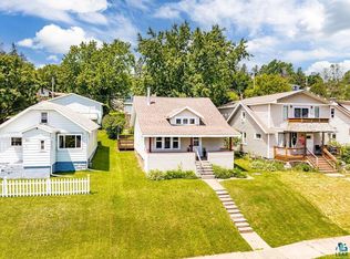 623 E Skyline Pkwy, Duluth, MN 55805