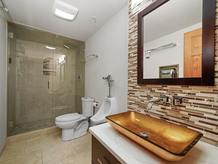 5670 Brentwood Dr — Photo 33
