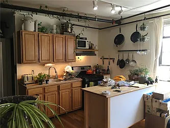 Rented by R New York