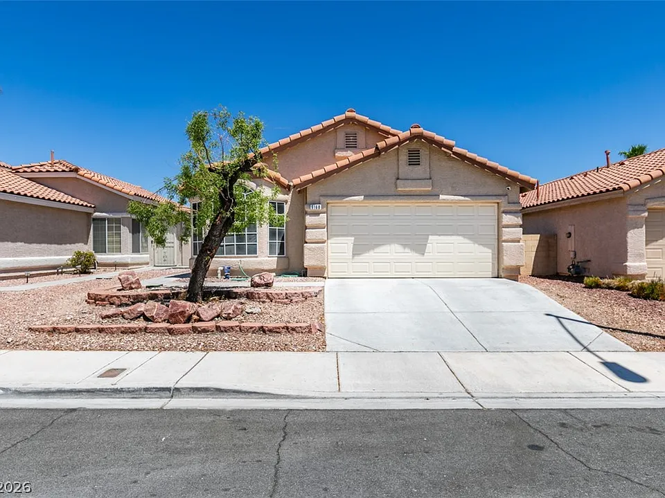 8168 W Gilmore Ave