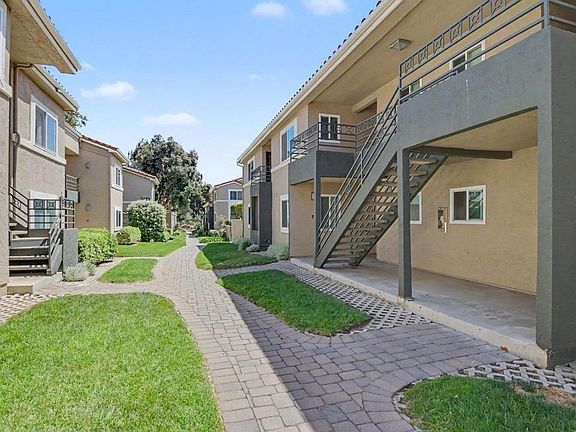 3rd image of 7405 Charmant Dr Unit 2022