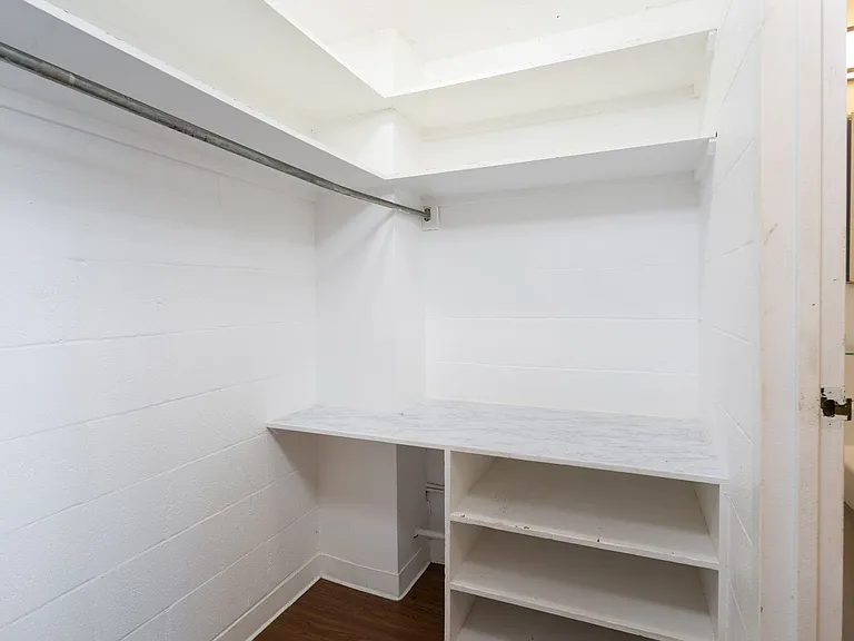 1643 Clark St #403 — Photo 7