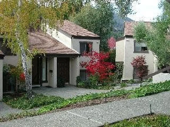 55 Corte Real APT 8, Kentfield, CA 94904