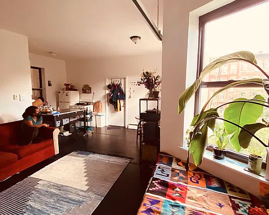 2nd image of 540 E 6th St #4B