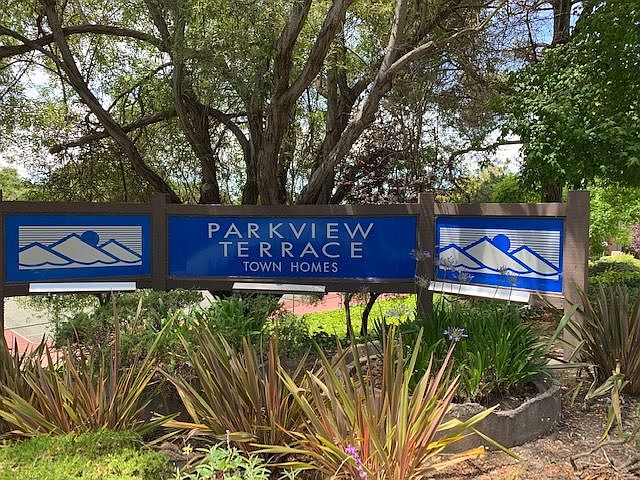 1st image of 30 Parkview Ter