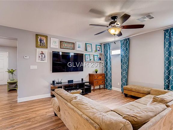 4th image of 10093 Emerald Edgewater Ct