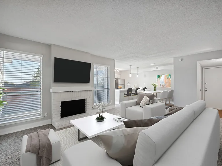 Eastbank Apartments — Photo 2