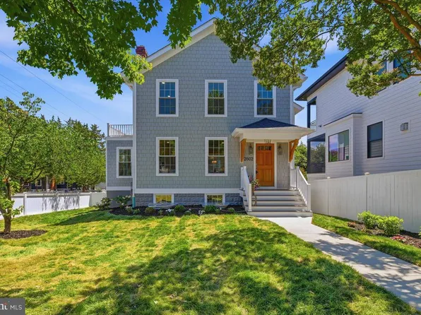 2602 Washington Blvd, Arlington, VA 22201