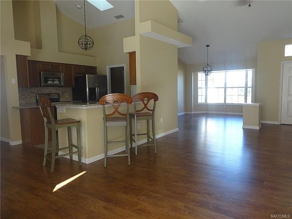 2nd image of 132 W Honey Palm Loop