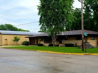125 Park St W, Belle Plaine, MN 56011
