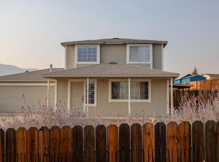 17125 Garnet Dr, Reno, NV 89508