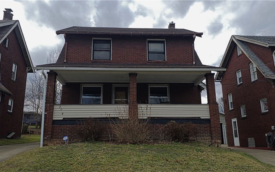 1st image of 208 N Maryland Ave