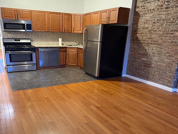 5th image of 491 Greene Ave APT 4