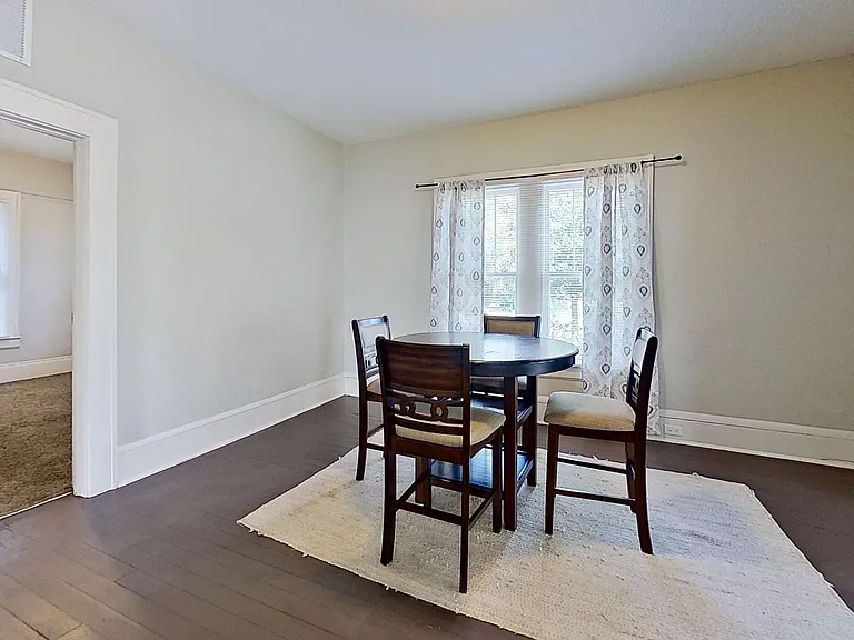 2025 N Laura St — Photo 14