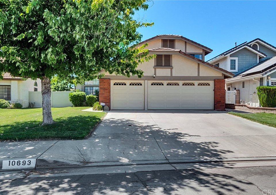 1st image of 10693 Breezy Meadow Dr
