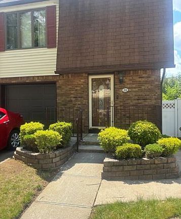 2nd image of 24 Von Braun Ave Floor 2